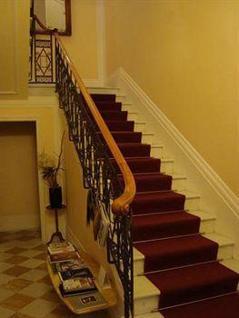 Trentatre Bed & Breakfast 5*